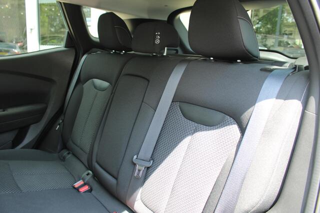 Renault KADJAR 1.3 TCe Zen Automaat | Trekhaak | Cruise Control