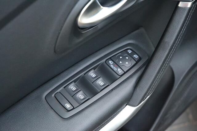 Renault KADJAR 1.3 TCe Zen Automaat | Stoelverwarming | Trekhaak | Leer