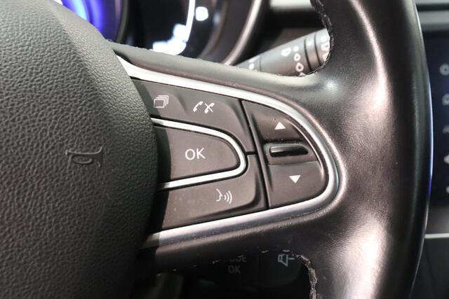 Renault KADJAR 1.3 TCe Intens | Camera | Cruise control | Navigatie | Stoelverwarming | Parkeerassistent | dode hoek sensor |