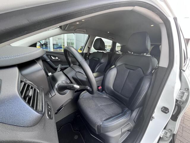 Renault KADJAR 1.3 TCe Intens | Automaat | Stoelverwarming | Achteruitrijcamera | 1500 Kilo trekgewicht |