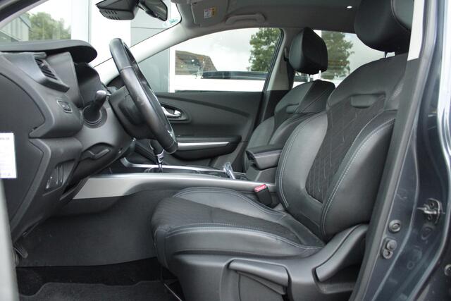 Renault KADJAR 1.3 TCe Zen Trekhaak | Camera | Cruise Control | Easy Park Assist |