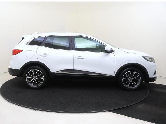 Renault KADJAR 1.3 TCe Intens | airco automatisch | Apple Carplay/Android | cruise control | lederen/stof bekleding| LED koplampen | lichtmetalen velgen 18" | navigatiesysteem full map |