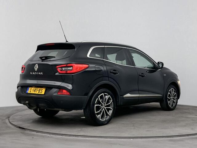 Renault KADJAR 1.2 TCe Intens | Airco Automatisch | Apple Carplay/Android Auto | Cruise Control | Keyless | Parkeersensoren Voor en Achter | Trekhaak |