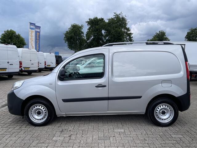 Renault KANGOO Express 1.5 dCi 75 Express Comfort / vaste prijs rijklaar ¤ 10.950 marge ( btw vrij ) / lease vanaf ¤ 238 / airco / cruise / navi / zilver metallic / trekhaak / dakrails