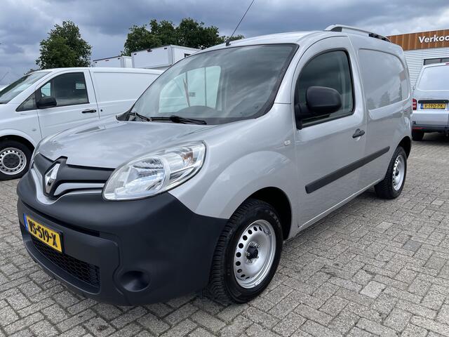Renault KANGOO Express 1.5 dCi 75 Express Comfort / vaste prijs rijklaar ¤ 10.950 marge ( btw vrij ) / lease vanaf ¤ 238 / airco / cruise / navi / zilver metallic / trekhaak / dakrails