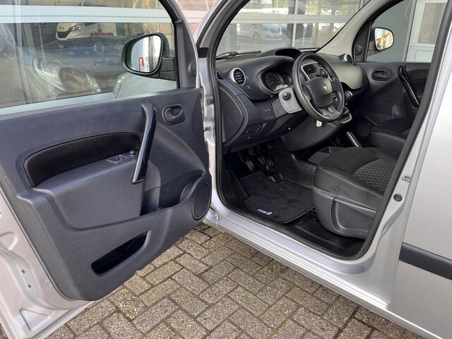 Renault KANGOO 1.2 TCe 115 S&S Comfort Benzine Elektrische ramen Parkeersensoren achter Start/stop Ruiten achter en zijkant