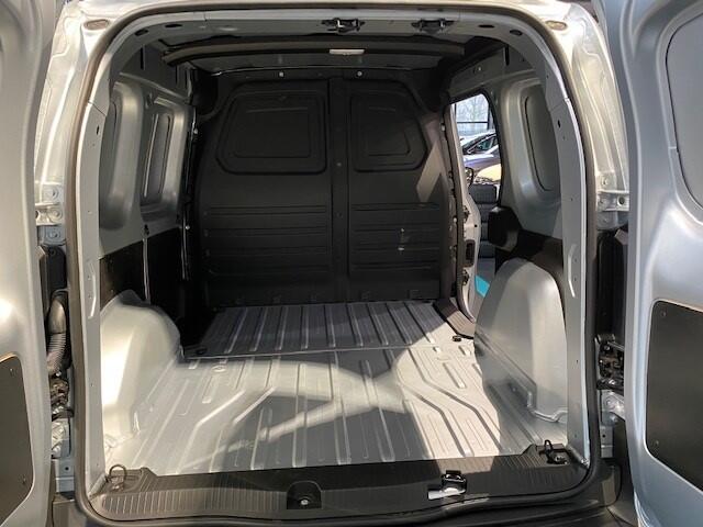 Renault KANGOO 1.5 Blue dCi 95 advance L1 / NAVI / ALL SEASON / TREKHAAK