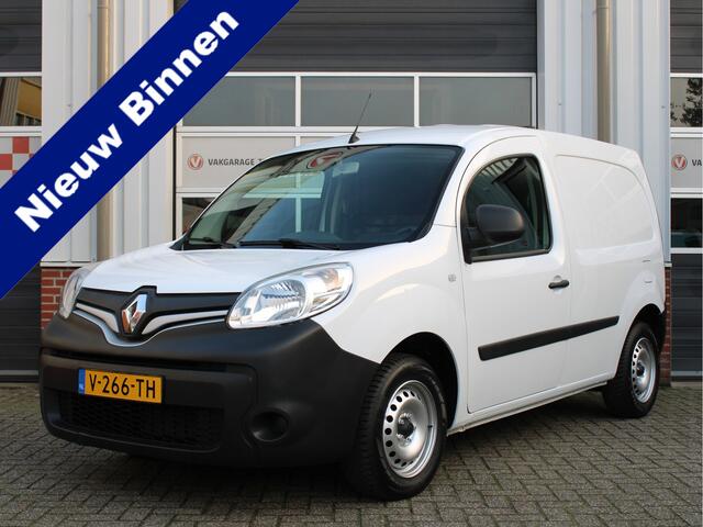 Renault KANGOO 1.2 TCe 115PK EDC Comfort Automaat /NAVI/Cruise control/PDC/Bluetooth/CV/AIRCO/USB + AUX/Elek. ramen/NAP! 1e eig!