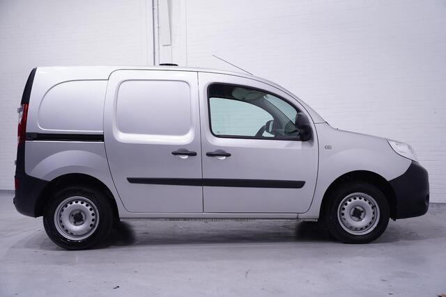 Renault KANGOO 1.5 dCi 75 pk Comfort Navi, Cruise Control, 2-Zits Airco, Laadruimte Pakket, PDC achter