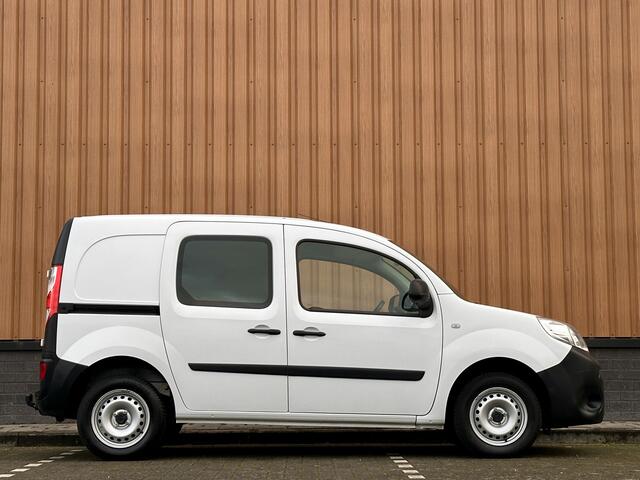 Renault KANGOO 1.5 dCi 75 Energy Comfort | Marge | Cruise Control | Parkeersensoren Achter | Bluetooth | Navigatie | Airconditioning | Radio