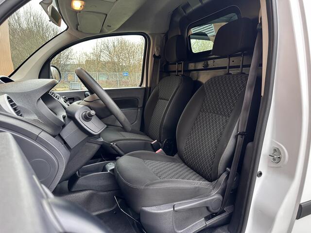 Renault KANGOO 1.5 dCi 75 Energy Comfort | Marge | Cruise Control | Parkeersensoren Achter | Bluetooth | Navigatie | Airconditioning | Radio