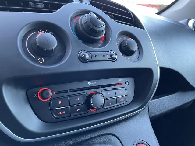 Renault KANGOO 1.5 dCi E6 R-link BPM Vrij! Lease ¤143 p/m, Airco, Navi, PDC, onderhoudshistorie aanwezig