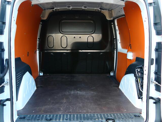 Renault KANGOO 1.5 Blue dCi 80 Comfort - Trekhaak, camera, sensor achter, cruise