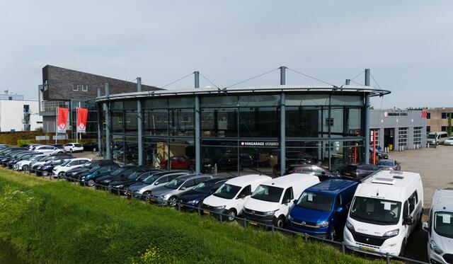 Renault KANGOO 1.5 Blue dCi 95 Comfort Maxi | Trekhaak | Parkeersensoren Achter | Sidebars | Laadruimte Betimmering | Cruise Control | Airco |