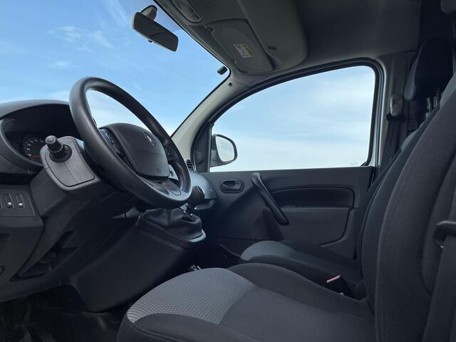 Renault KANGOO 1.5 dCi E6 110pk Maxi R-link Lease ¤163 p/m, Airco, Navi, PDC, Inrichting, onderhoudshistorie aanwezig