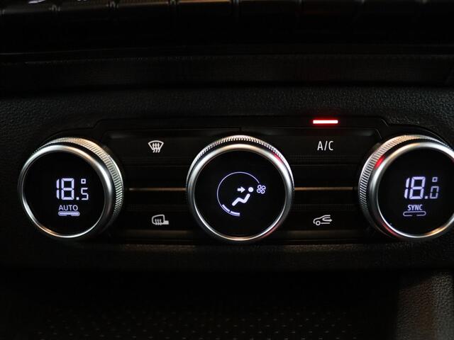 Renault KANGOO Blue dCi 115pk extra L1 125th Anniversary Camera | Climate | Navi | Sidebars | Trekhaak | 16" Velgen
