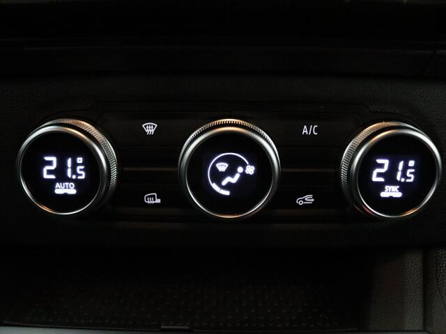 Renault KANGOO Blue dCi 115pk extra L1 125th Anniversary Camera | Climate | Navi | Sidebars | Trekhaak | 16" Velgen