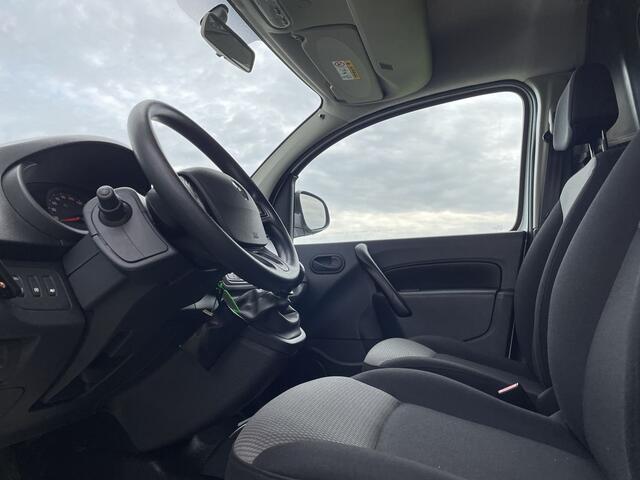 Renault KANGOO 1.5 dCi E6 110pk Maxi R-link Lease ¤143p/m Airco, Navi, PDC, Inrichting, onderhoudshistorie aanwezig