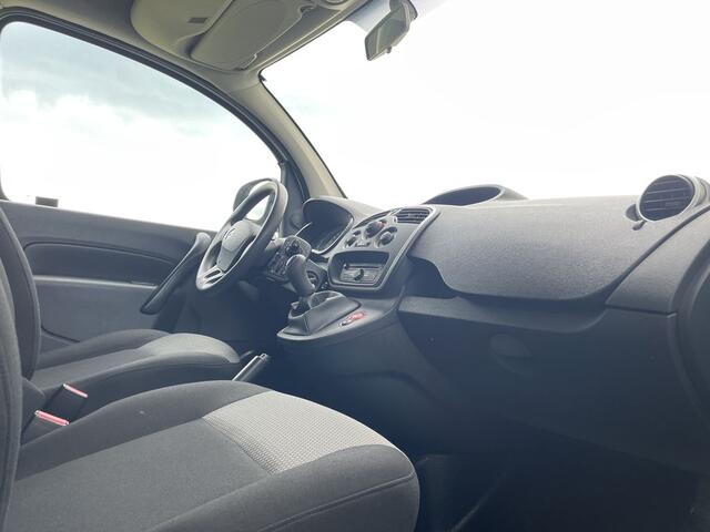 Renault KANGOO 1.5 dCi E6 R-link BPM Vrij! Lease ¤142 p/m, Airco, Navi, PDC, Trekhaak, Schuifdeur, Volledig onderhoudshistorie aanwezig