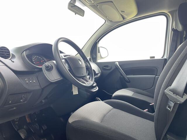 Renault KANGOO 1.5 dCi E6 R-link BPM Vrij! Lease ¤142 p/m, Airco, Navi, PDC, Trekhaak, Schuifdeur, Volledig onderhoudshistorie aanwezig