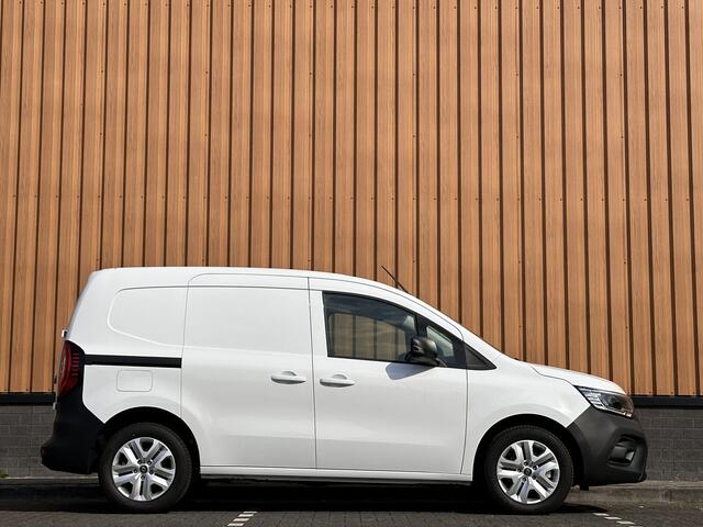 Renault KANGOO E-Tech Advance L1 44 kWh | Automaat | Led verlichting | Apple carplay | DAB | Clima | Verwarmbare voorstoelen |