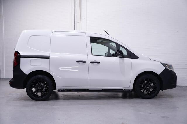 Renault KANGOO 1.5 Blue dCi 95 pk L1 Airco, 17" LMV Nieuw Sidebars Zwart, Apple Carplay, Cruise control, BPM vrij, Nieuw 2024