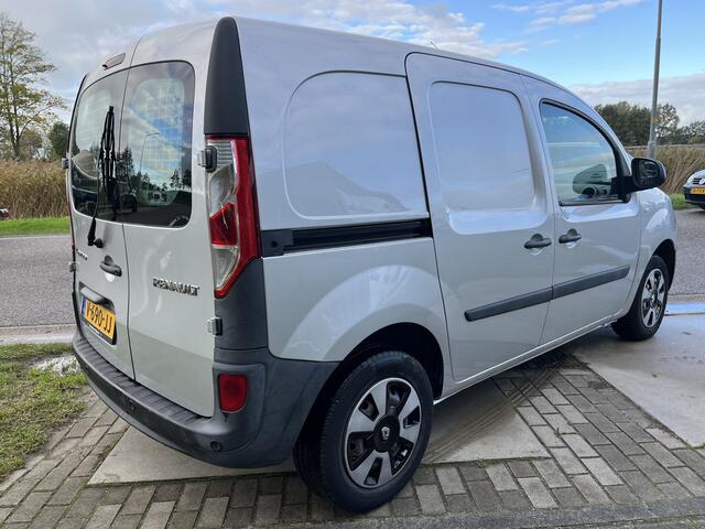 Renault KANGOO 1.5 dCi 75 Energy Comfort / Excl. BTW / Parkeersensoren. Achter / Cruise / Armsteun / Bluetooth /