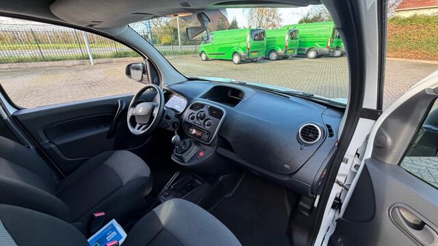 Renault KANGOO 1.2 TCE 84KW 114PK BENZINE EURO 6 AIRCO/ CRUISE CONTROL/ TREKHAAK/ PARKEERSENSOREN/ 100% DEALERONDERHOUDEN