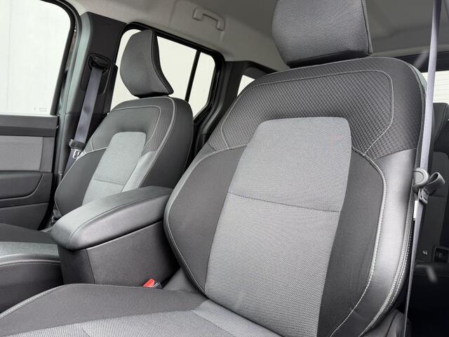 Renault KANGOO 1.3 130PK Techno Automaat 5-Persoons / Dealer Onderhouden / Apple Carplay & Android Auto / Navigatie / Parkeersensoren Achter / Privacy Glass / Climate Control / Cruise Control / All Season Banden /