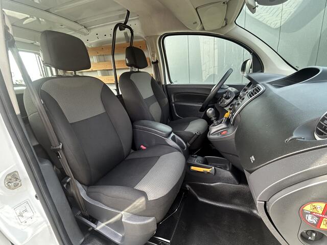 Renault KANGOO 1.2 TCe 115 PK BENZINE !! / BPM VRIJ / L1H1 / 43.891 KM !! / 1e EIG. / TREKHAAK / CAMERA / AIRCO / CRUISE / NAVI