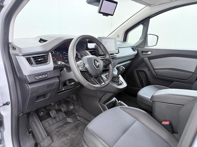 Renault KANGOO D 96pk ¤0,- BTW/BPM !! Luxe Navi Airco Camera 1/2 Leer Trekhaak Euro 6 Apple Carplay Android PDC Cruise Control Lmv Pure-Vision LED-v+a DAB PDC 1.5DCi Betonplexvloer Wandbetimmering Achterdeuren Schuifdeuren Sidebars Priv.Glass Licht-Regensensor Mistlampe