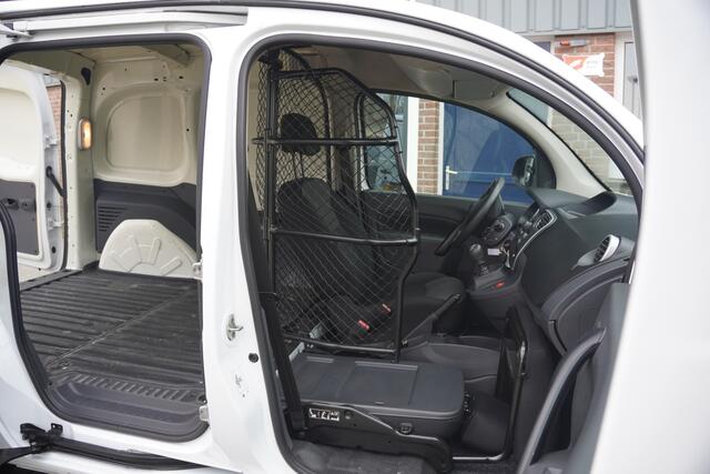 Renault KANGOO 1.2 TCe, AIRCO, NAVI, BTW-VRIJ / MARGE