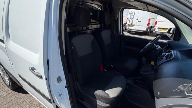 Renault KANGOO 1.5 DCI 81KW 110PK MAXI EURO 6 AIRCO/ NAVIGATIE/ CRUISE CONTROL/ PARKEERSENSOREN/ 100% DEALERONDERHOUDEN