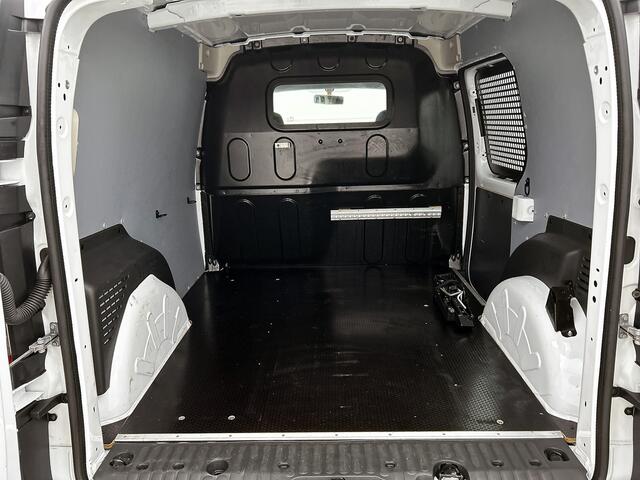 Renault KANGOO 1.5 DCi Euro6 81PK Comfort / Schuifdeur+Raam / Trekhaak / Airco / Pdc./ Navigatie / Radio multimedia / Apk 01-2027