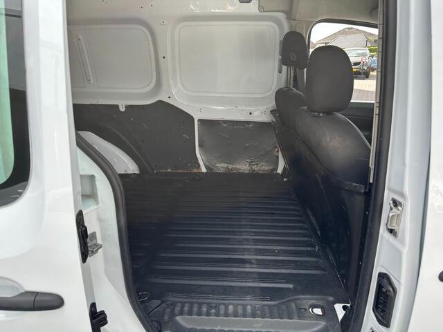 Renault KANGOO 1.5 dCI 90 L2 met trekhaak, airco, PDC