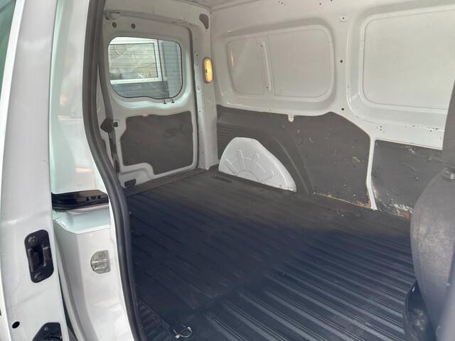 Renault KANGOO 1.5 dCI 90 L2 met trekhaak, airco, PDC