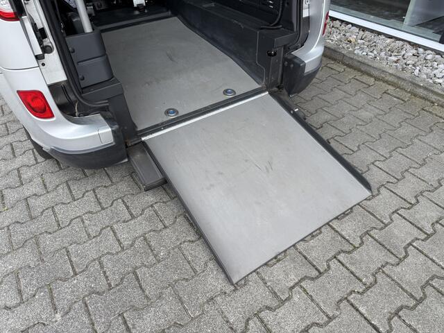 Renault KANGOO FAMILY Tech 3+1 Rolstoelauto 1.2 TCe (Zeer nette 3+1 Rolstoelauto met automatische klep!)