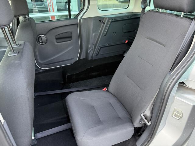 Renault KANGOO FAMILY 3+1 Rolstoelauto 1.2 TCe (Zeer nette 3+1 rolstoelauto met ruime bodemverlaging!)