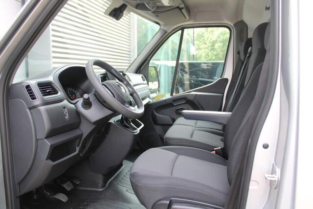 Renault MASTER T35 2.3 dCi 180pk L3H2 - Airco - Navigatie - Camera - Cruise - Parkeersensoren - 105l tank - Rijklaar