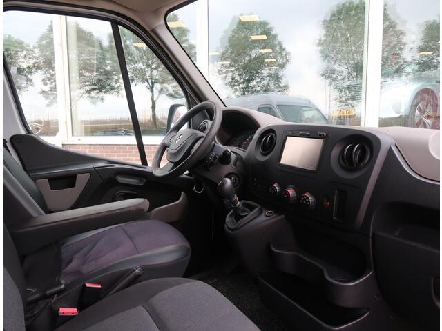 Renault MASTER T35 2.3 DCI 165 PK L3H2 + 2500 KG TREKHAAK / NAVIGATIE / DAB+