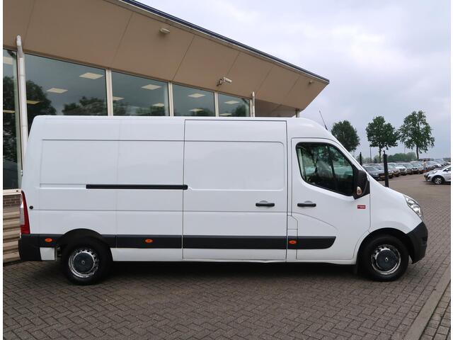 Renault MASTER T35 2.3 DCI 165 PK L3H2 + 2500 KG TREKHAAK / NAVIGATIE / DAB+