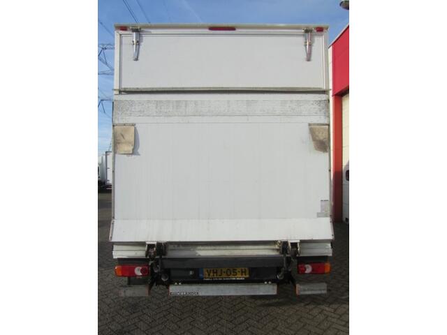 Renault MASTER MET LAADLIFT! EURO 6!