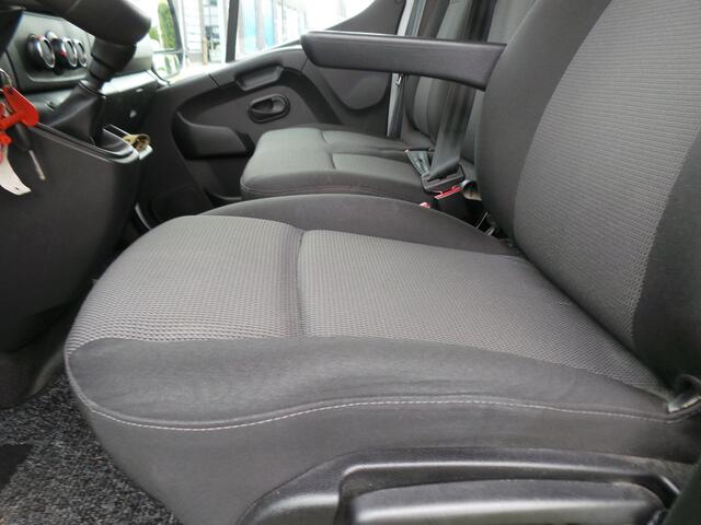 Renault MASTER T35 2.3 dCi 146pk Bakwagen+Laadklep Airco,Cruise,3 persoons.Enz L420cm B214cm H230cm