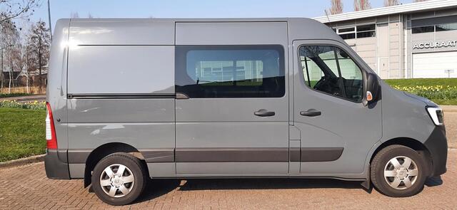 Renault MASTER T35 2.3 dCi 150 L2H2 Energy Comfort NAVIGATIE / PARKEERSENSOREN+CAMERA / AIRCO / ALL SEASONS BANDEN / MECHANISCH GEVEERDE BESTUURDERS STOEL.