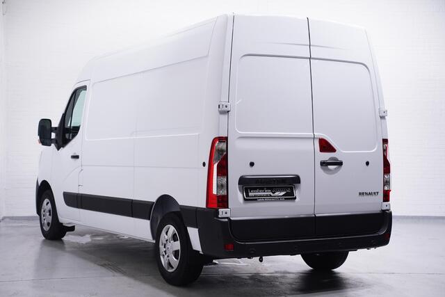 Renault MASTER 2.3 dCi 135 pk L2H2 Airco, Camera, Navi Cruise Control, Geveerde Stoel, PDC achter, 3-Zits, Nieuw