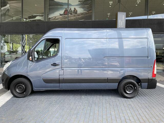 Renault MASTER T33 2.3 dCi L2H2 TREKHAAK / NAVIGATIE / CRUISE CONTROL / BIJRIJDERSSTOEL / PARKEERSENSOREN /