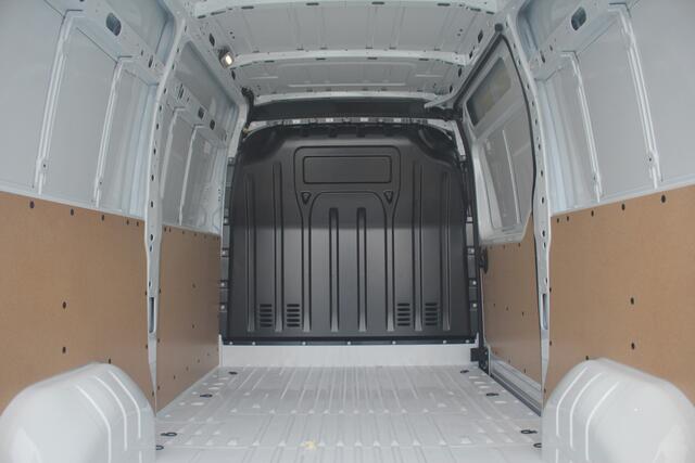 Renault MASTER T35 2.3dCi 135pk L2H2 | Airco | Cruise | Navi | DAB | | Lease 587,- p/m