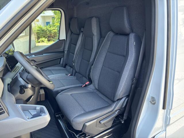 Renault MASTER T35 2.3 dCi 130 L2H2 Advance / Draadloze oplader / Cruise Contol / Grootlichtassistent / Apple Carplay, Android auto