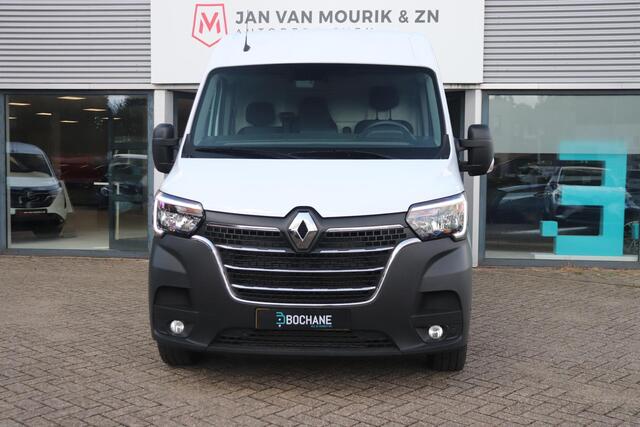 Renault MASTER T35 2.3 dCi 135 L2H2 Work Edition | Airco | Navi | Trekhaak | PDC + camera | Cruise | Bluetooth | Betimmering |