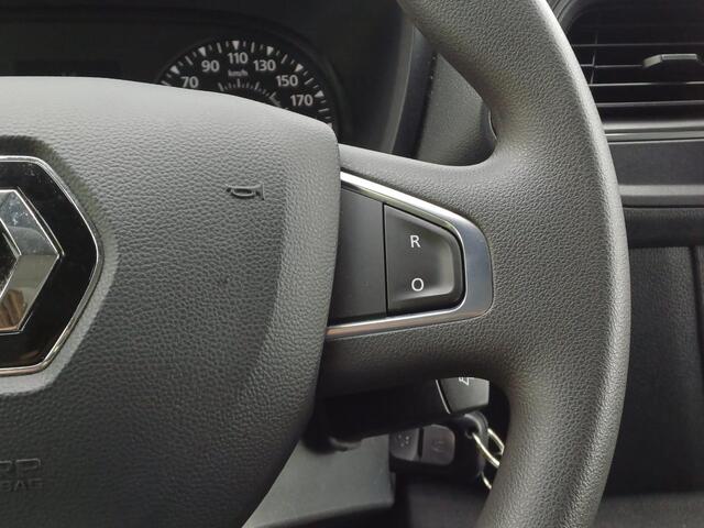 Renault MASTER T35 2.3 dCi 135 L2H2 Work Edition Navigatie / Parkeersensoren + Camera / Trekhaak / Cruise Control / Lat-om-lat / Vloer / Sidebars